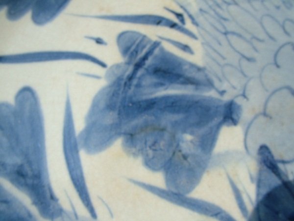 A Large Blue and White Swatow Ming  Charger (34 cm)
