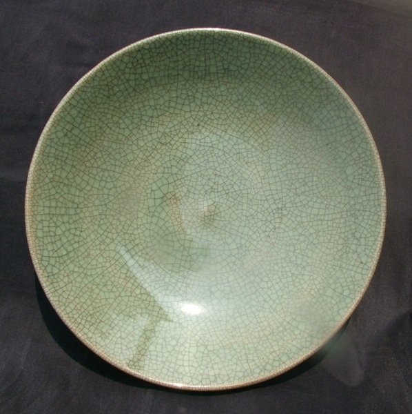 Ge Type Qing Celadon Charger (30.5 cm) #2