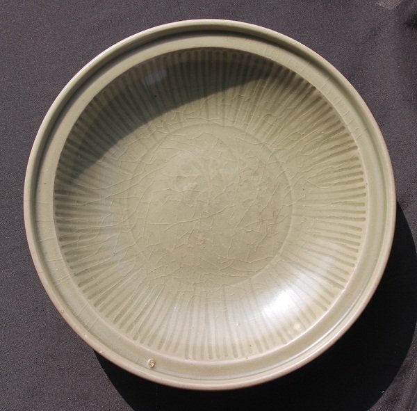 Good Yuan Longquan Celadon  Charger with Incised Flower