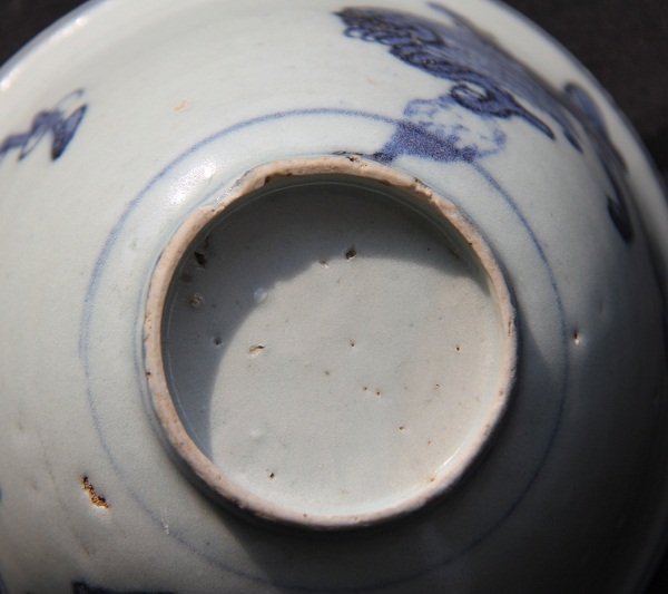 Ming Dynasty Blue &amp; White Bowl with Dragon