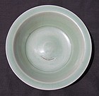 A Good Southern Song Celadon Dish (22 cm)