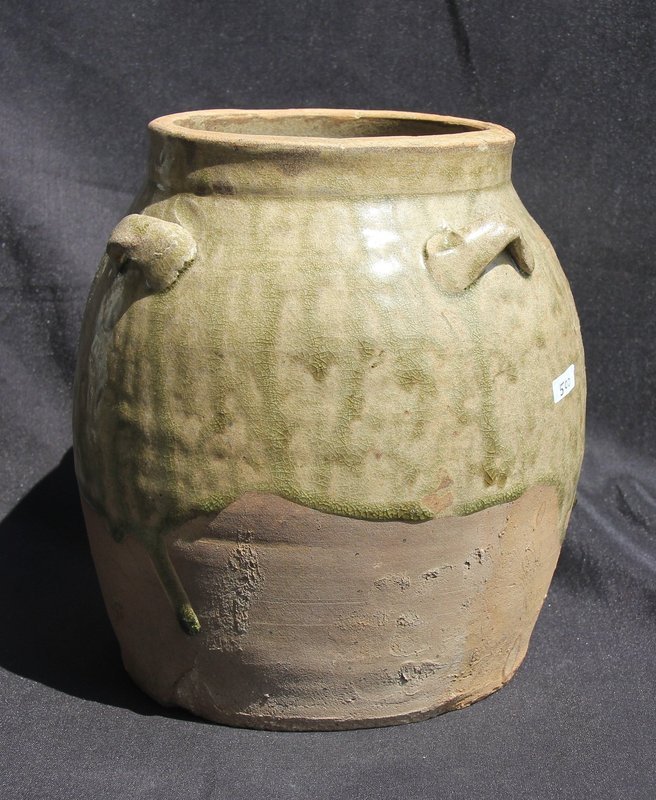 TANG DYNASTY CELADON YUE WARE LARGE JAR