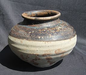A Large Black Glaze Tang Jar