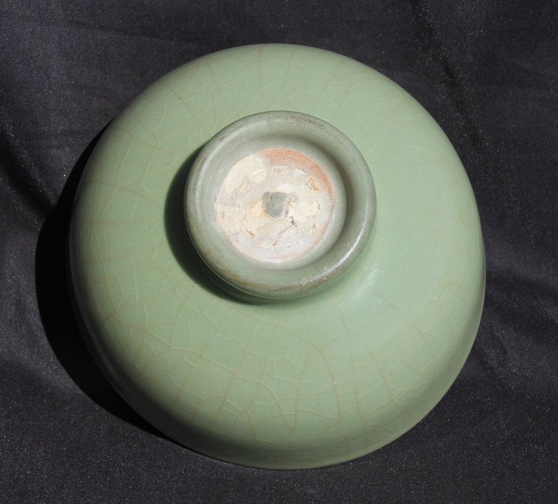 A Good  Yuan Longquan Stem Bowl w/ Incised Decorations