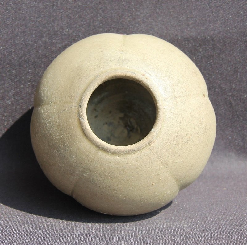 FIVE DYNASTY COVERED JAR