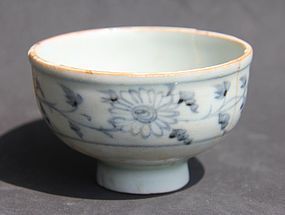 YUAN DYNASTY BLUE AND WHITE CUP #1