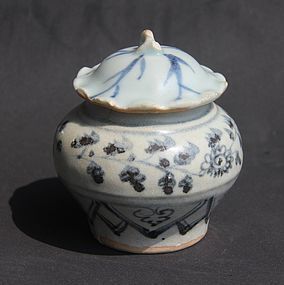 YUAN DYNASTY BLUE AND WHITE COVERED JAR