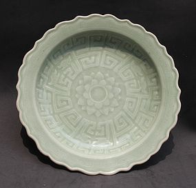 PERFECT CELADON QIANLONG CHARGER 28 CM