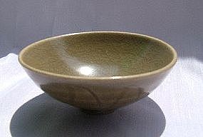 Song Cracled Celadon Bowl