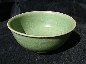 Large Ming Longquan Celadon Bowl (20 cm)