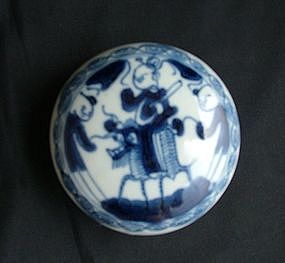 Perfect Qing Blue and White Covered Box