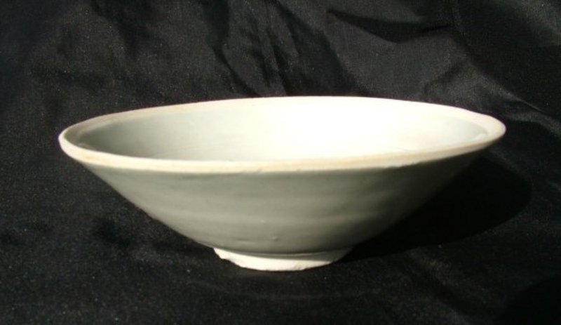 Perfect and Large Song Qingbai Conical Bowl (19 cm)