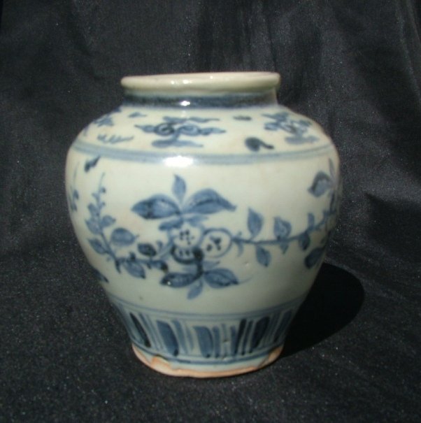 Fine Ming Blue and White Jar