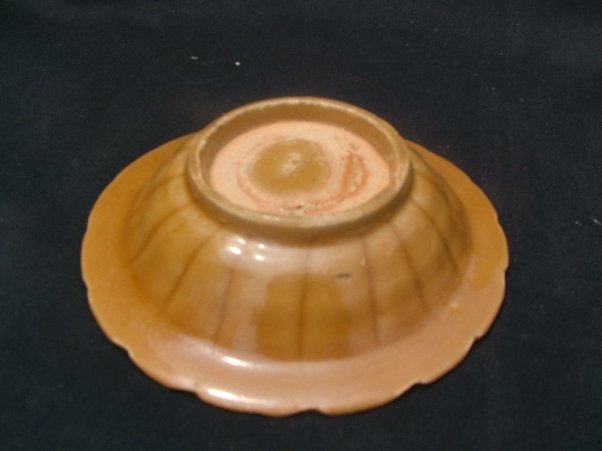 Fine Longquan Gloden Celadon Jar