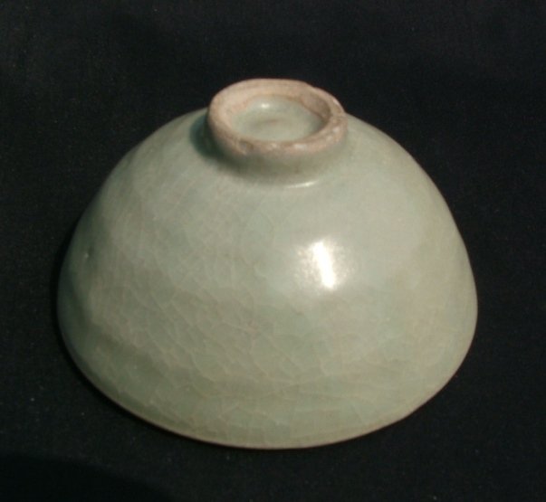 Perfect Song Celadon Incised Footed Bowl