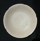 Song White Glaze Five Lobed Dish ( 21 cm )