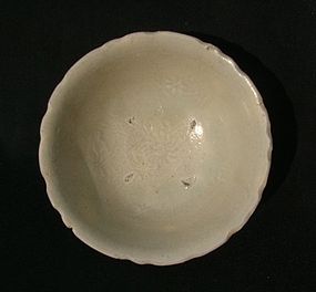 Song White Glaze Bowl with Flower Motif