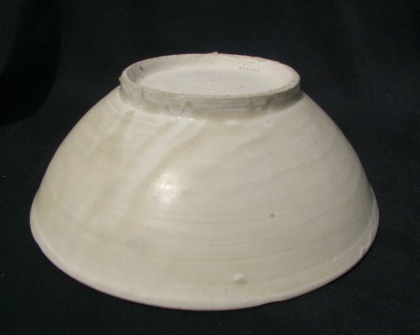 A Large Song White Glaze Bowl with Five Lobed (D=23 cm)