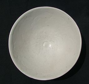 PERFECT and Large Song White Glaze carve Bowl (17.7 cm)