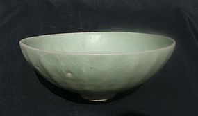 A large Lonngquan Celadon Lotus Bowl (20.5 cm) #3