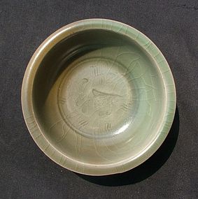 A Rare Song Celadon Bowl with Carved Single Fish