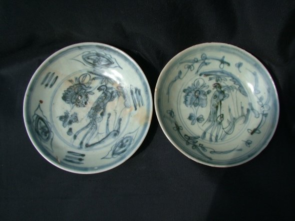 A Pair Ming - Swatow Blue and White Dish (19 cm)