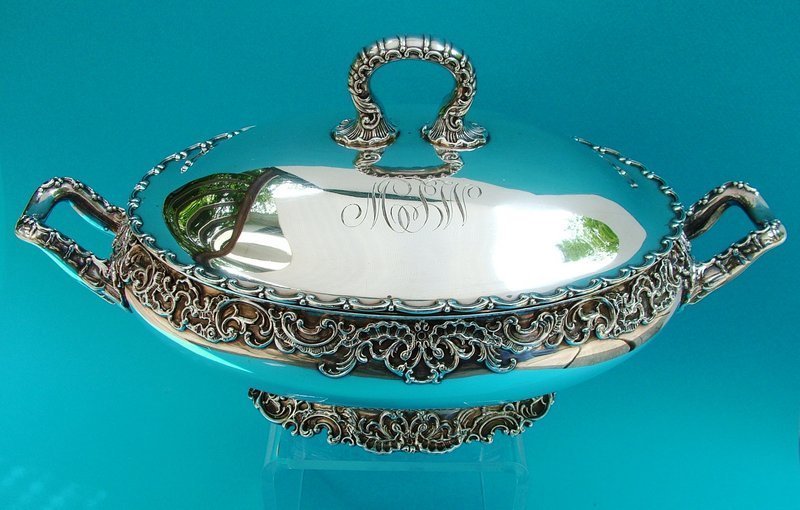 Whiting POMPADOUR tureen number 5114