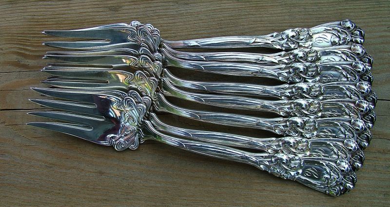 Durgin IRIS fish forks, eight