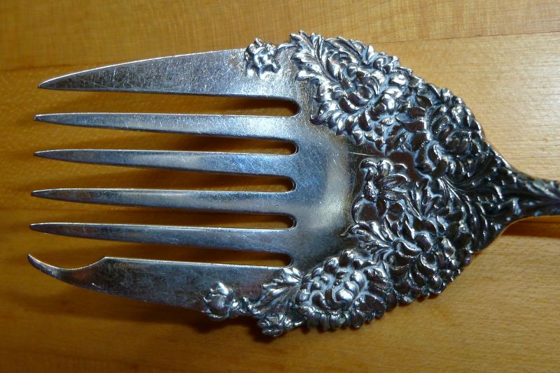 Durgin CHRYSANTHEMUM sardine fork