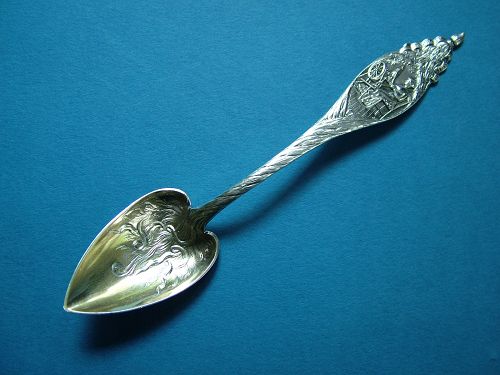 Durgin DAR souvenir spoon