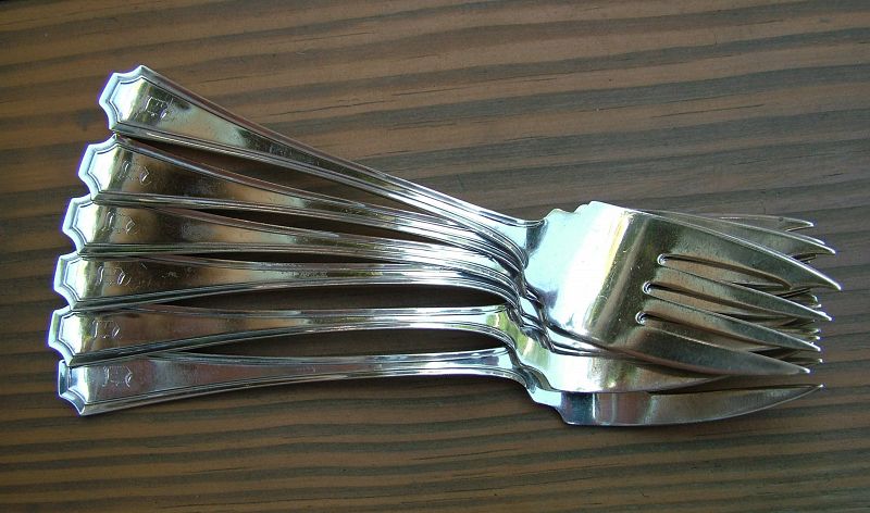 6 Durgin FAIRFAX salad forks