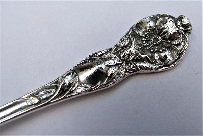 Watson WILD ROSE sterling chocolate spoon