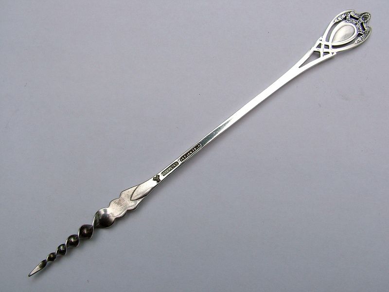 Lunt MONTICELLO sterling butter pick