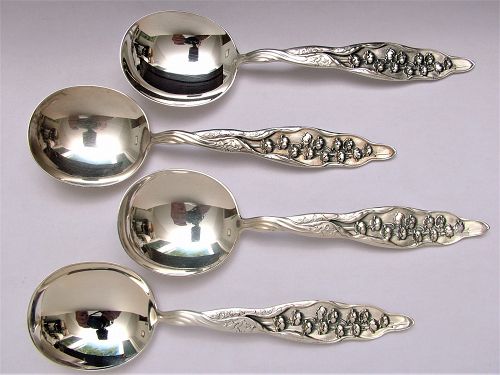 4 Whiting LILY OF THE VALLEY sterling gumbo soup spoons