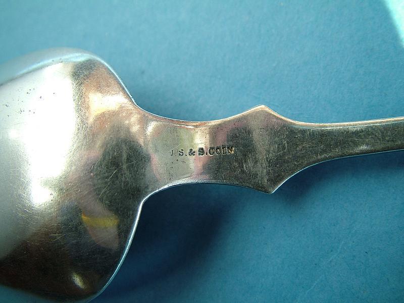 two double-swell fiddle tablespoons