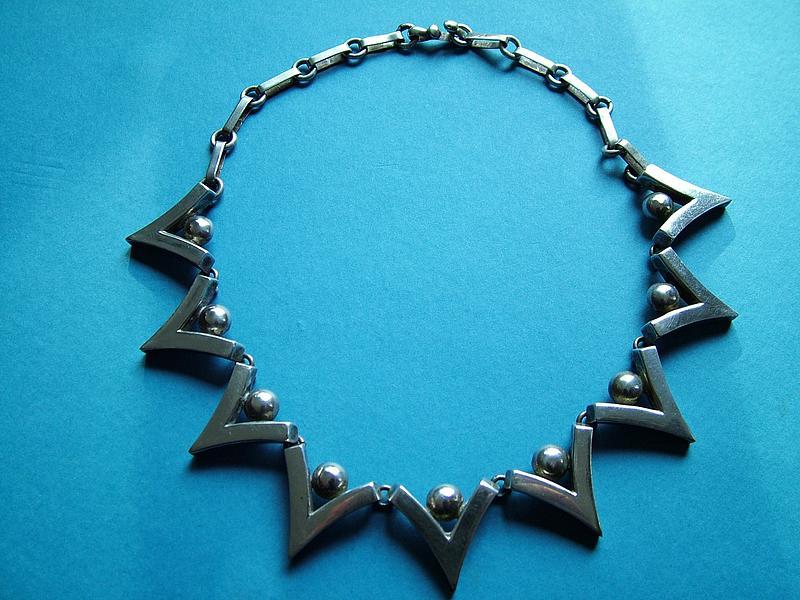 Mexican Art Deco style choker length necklace,