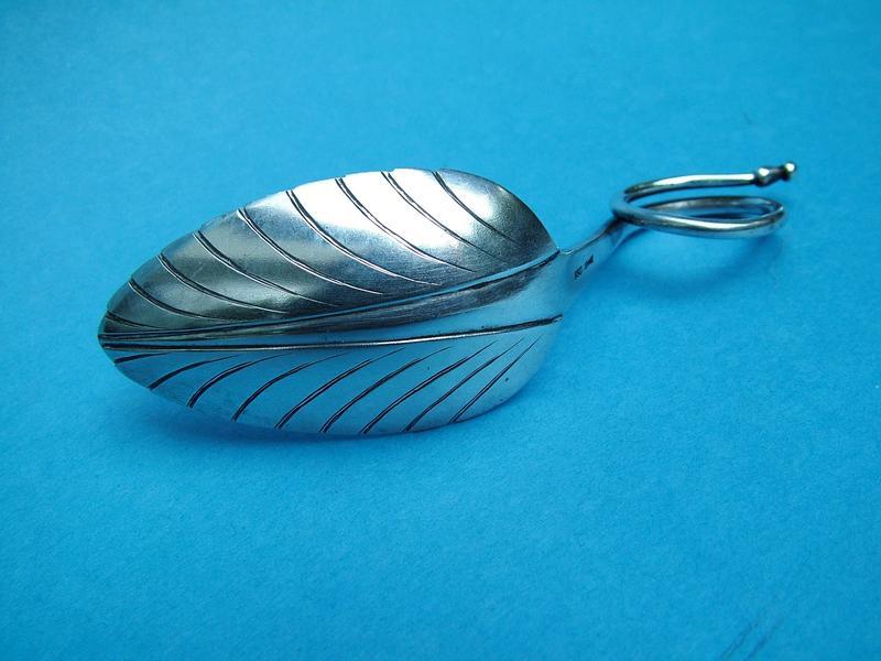 tea leaf bowl tea caddy spoon,