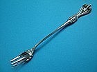 one lonesome Towle OLD COLONIAL oyster fork