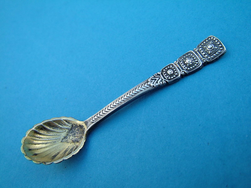 Tiffany specialty pattern individual salt spoon