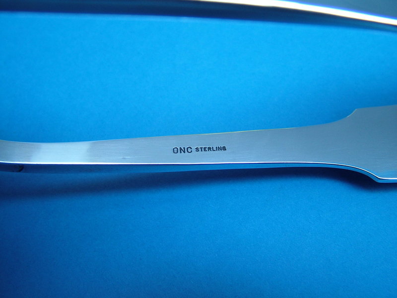 Old Newbury Crafters MOULTON salad serving tongs