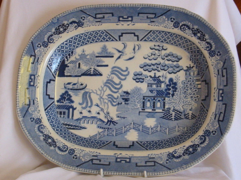 Willow pattern platter by Godwin, Rowley &amp; Co.