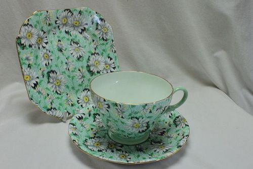 Shelley Green Daisy chintz cup saucer & plate pattern 13450