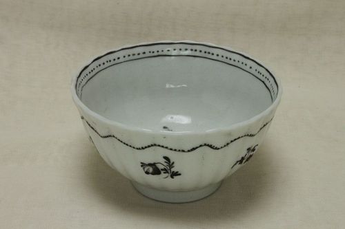 Caughley hand painted porcelain tea bowl