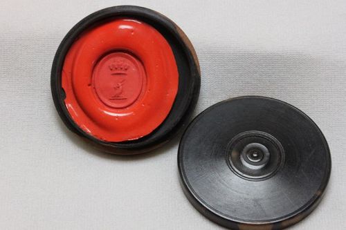 Wax seal impression in a turned box 41 mm diameter