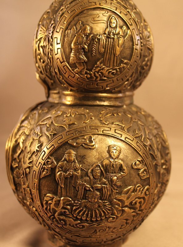 Antique Chinese Bronze Lidded Jar.