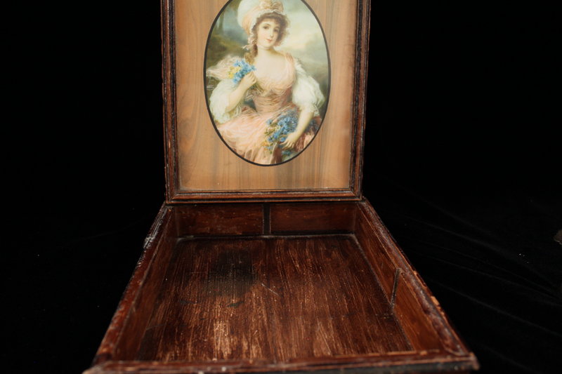 Wonderful Old Wooden Dresser Box.