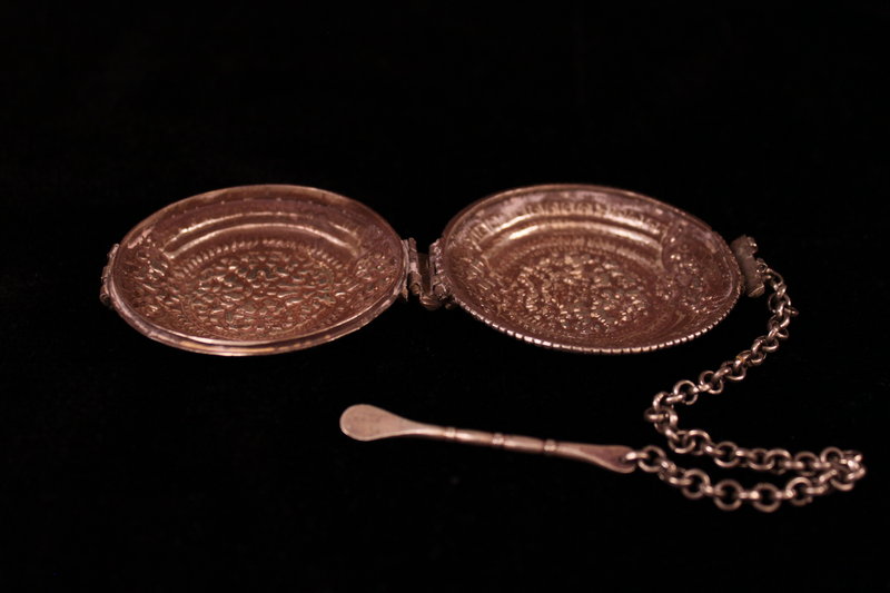 Antique Southeast Indian silver Snuff Box,Ear 19th c.