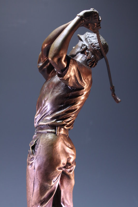 INCREDIBLE LARGE BRONZE FIGURE OF A GOLFER, Earl 20TH c
