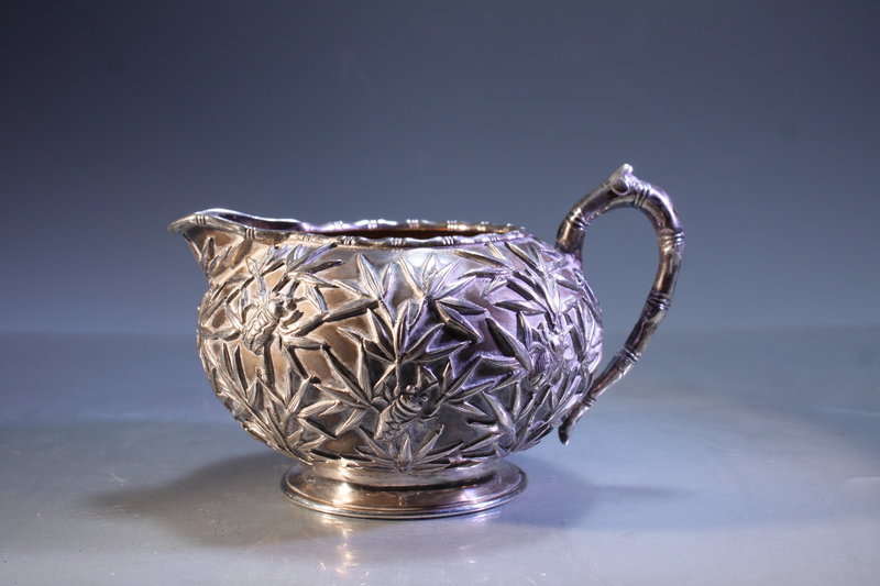 FINE ANTIQUE CHINESE EXPORT SILVER CREAMER,