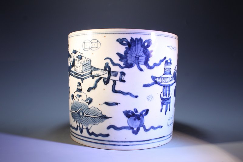 Large Chinese Porcelain Brushpot,